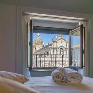 La Finestra Sul Duomo Aeroporto di Catania Fontana Rossa