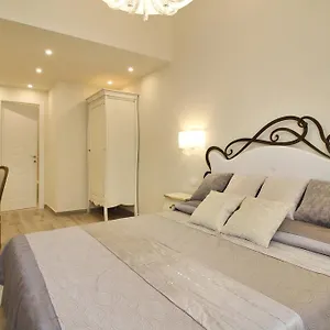 In Chic - No Ztl - Free Parking - Old At 10min By Walk Maison d'hôtes Lucques